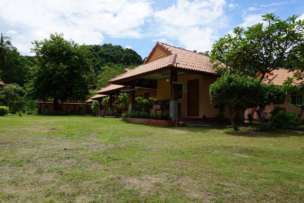 Koh Ngai Kaimuk Thong Resort Exterior foto